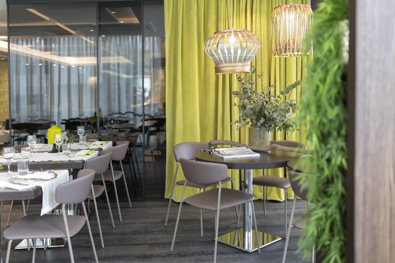 Hotel Dory Riccione Dış mekan fotoğraf